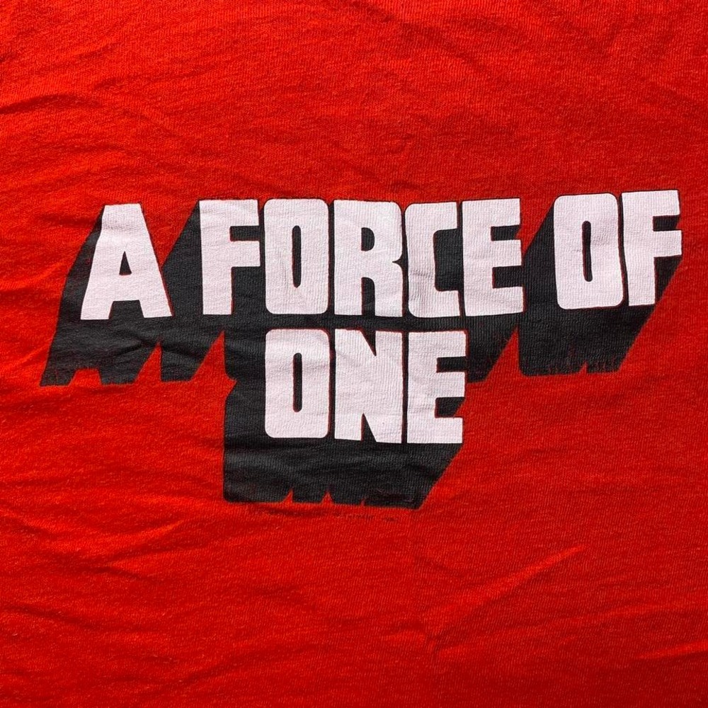Vintage‎ 70s A Force of One movie shirt x 1979 Chuck Norris martial arts film